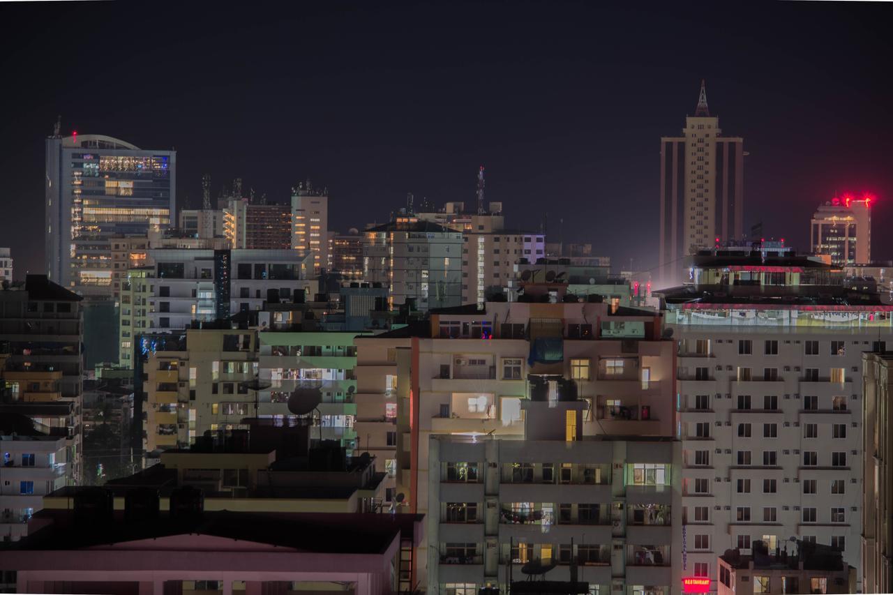 Hong Kong Hotel Дар ес Саалам Екстериор снимка