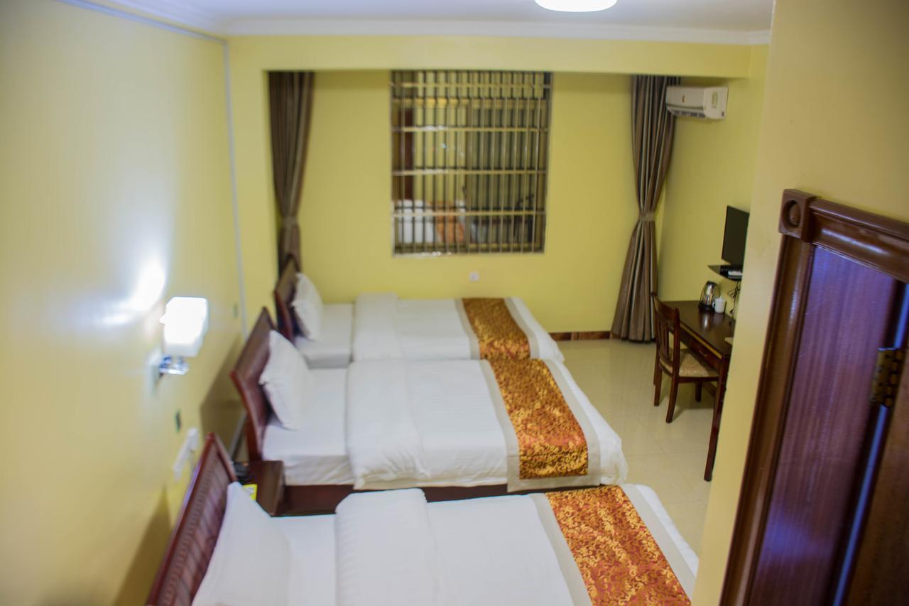 Hong Kong Hotel Дар ес Саалам Екстериор снимка