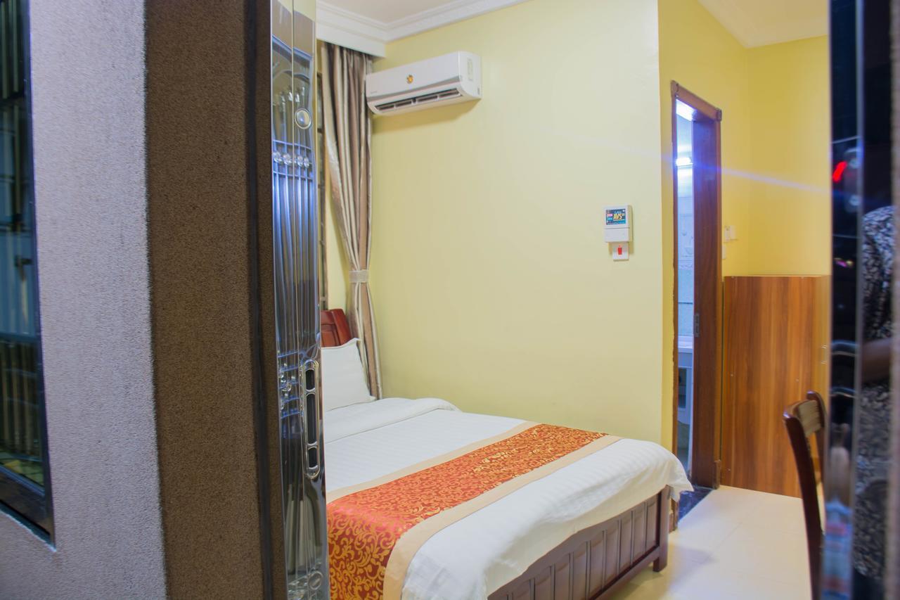Hong Kong Hotel Дар ес Саалам Екстериор снимка
