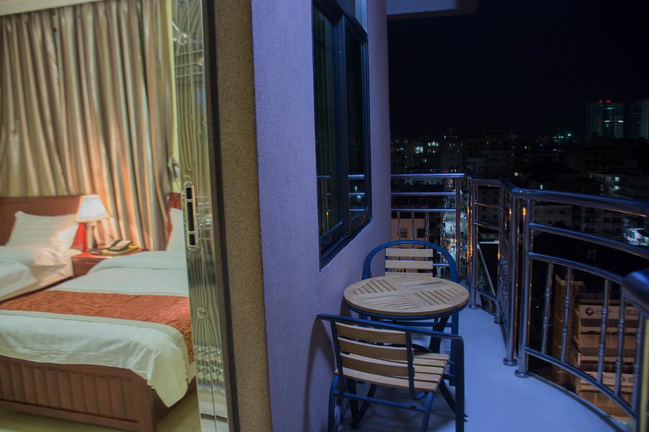 Hong Kong Hotel Дар ес Саалам Екстериор снимка