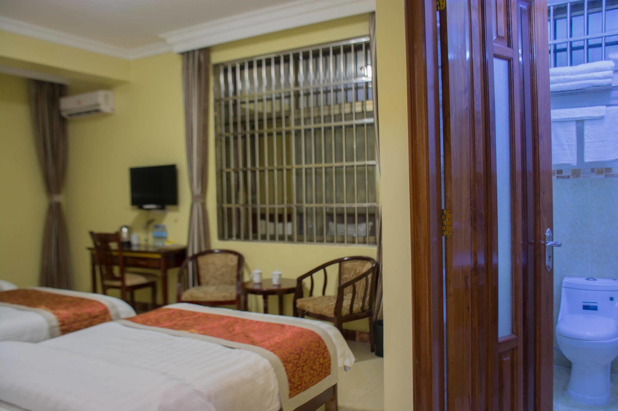 Hong Kong Hotel Дар ес Саалам Екстериор снимка